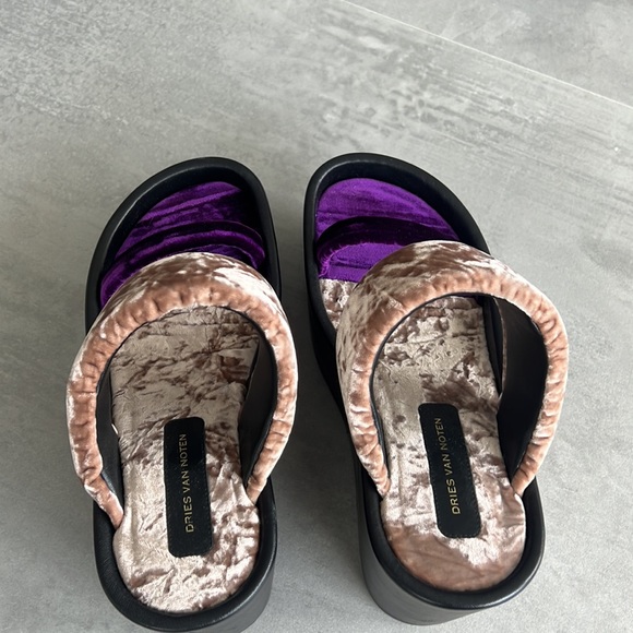 Velvet slightly worn wedge shoes size 39.5 - Picture 3 of 6